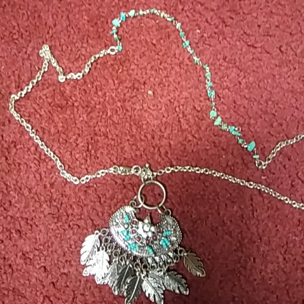 silver necklace - Picture 2 of 3